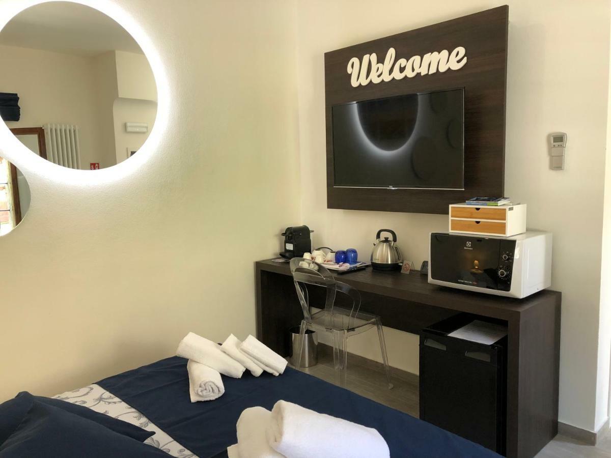 L'Antica Corte Lazzago Rooms 科莫 外观 照片