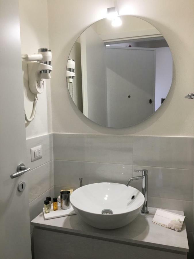 L'Antica Corte Lazzago Rooms 科莫 外观 照片